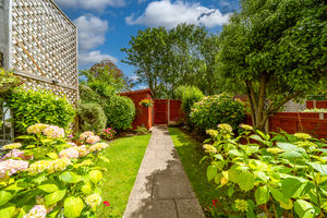 REAR GARDEN- click for photo gallery